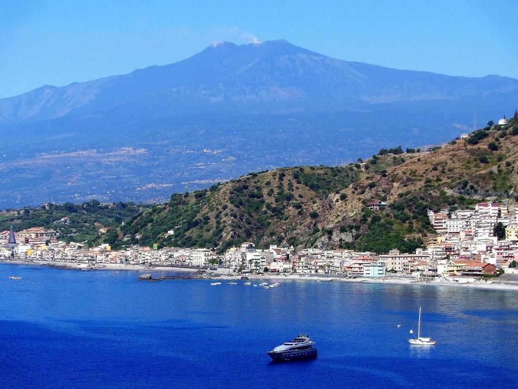 Holidaysora Taormina - Il Giardino Di Graziella المظهر الخارجي الصورة